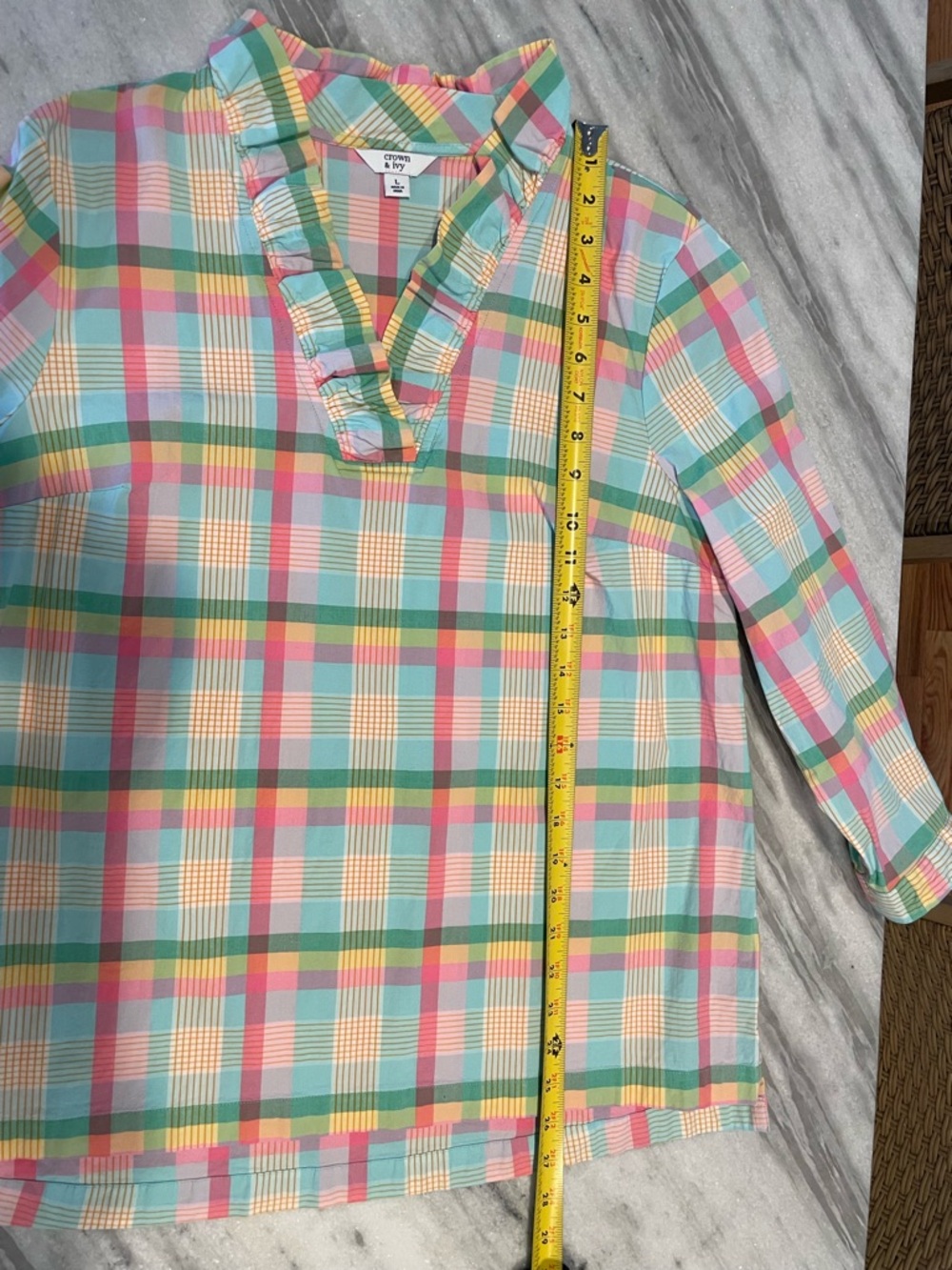 Crown & Ivy Pastel Plaid Ruffle V-Neck Tunic Top - Picture 5 of 6